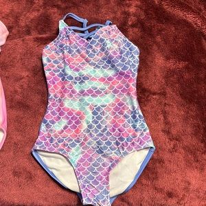 Girls size 4/5 bathing suit